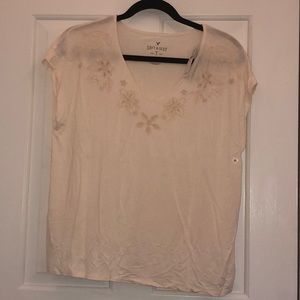 WHITE AE SOFT AND SEXY SHIRT